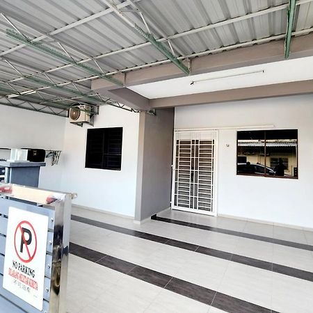 Вілла Bk House Melaka Екстер'єр фото